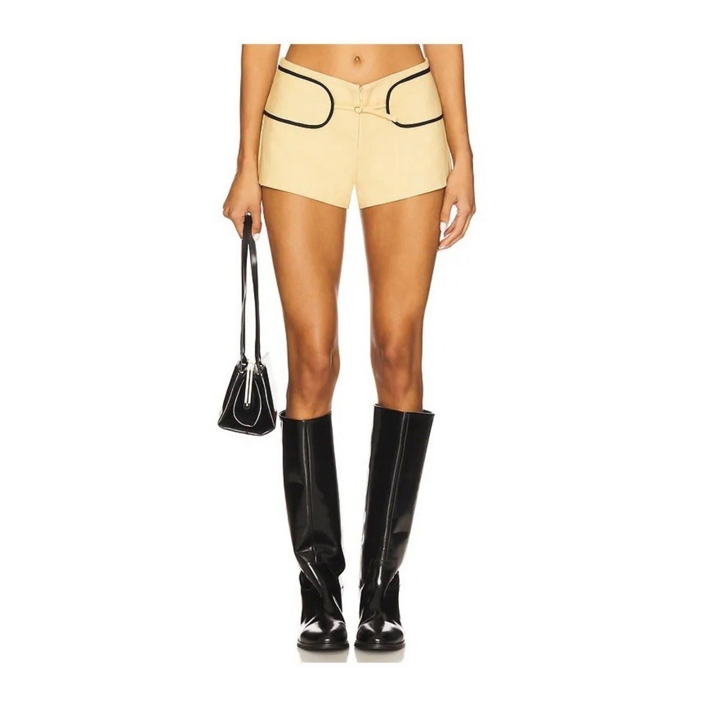 Lioness Soho Short Canvas Shorts Latte size S women.